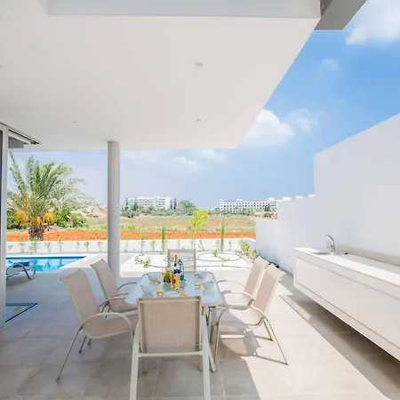 Blue Pearl 2 Protaras